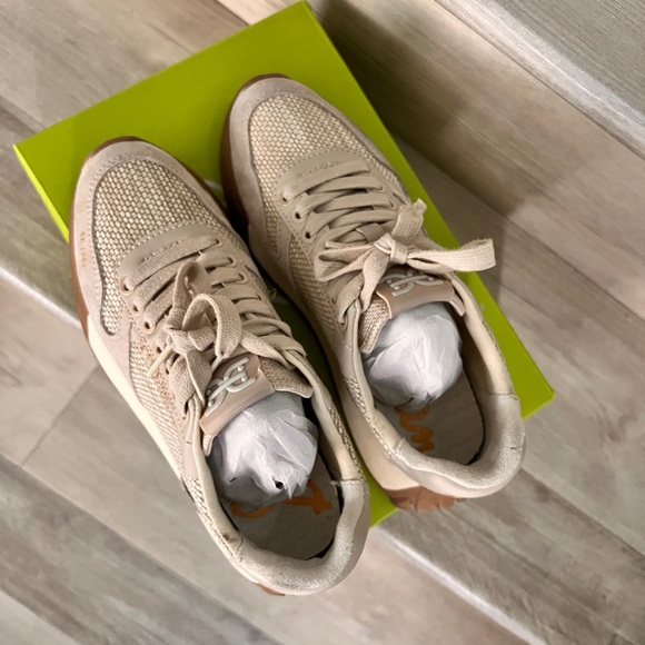 Sam Edelman Women's Layla Beige  suede woven Sneakers - Picture 7 of 10